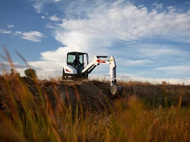 Image of Bobcat E32 equipment image 4