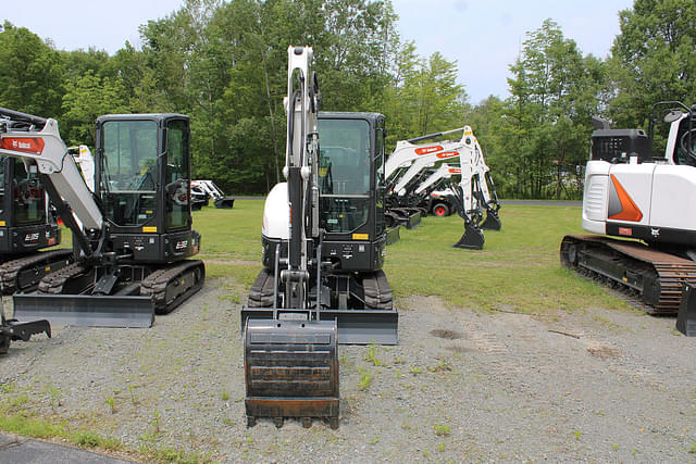 Image of Bobcat E32 equipment image 1