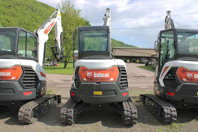 Image of Bobcat E35 equipment image 2
