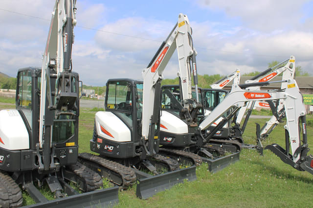 Image of Bobcat E40 equipment image 2