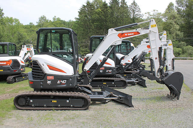 Image of Bobcat E40 equipment image 2