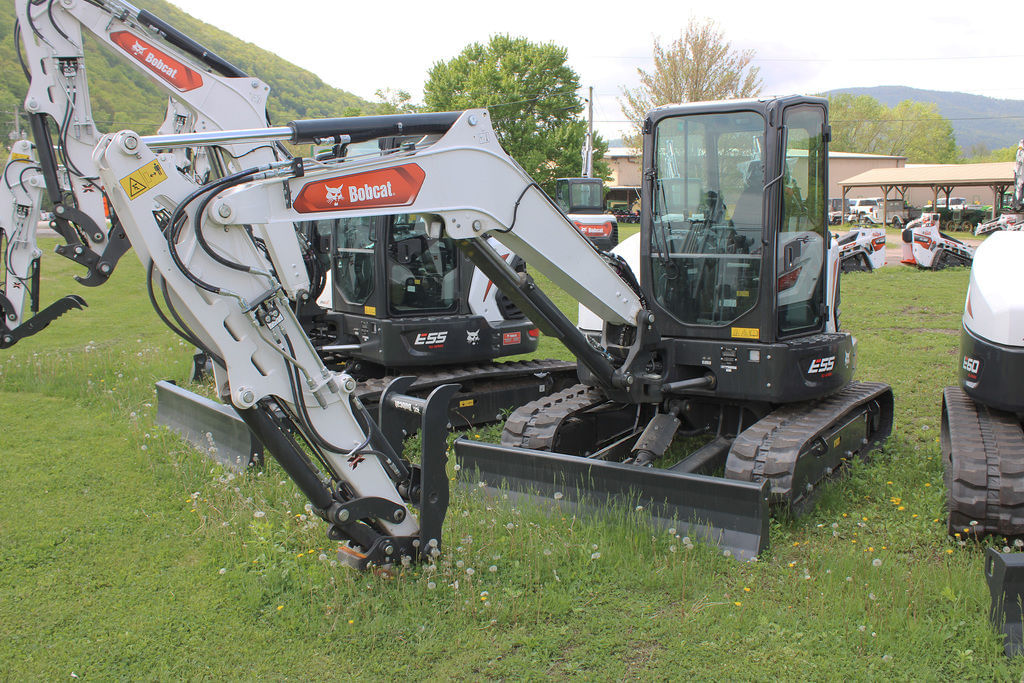 2025 Bobcat E55 Equipment Image0