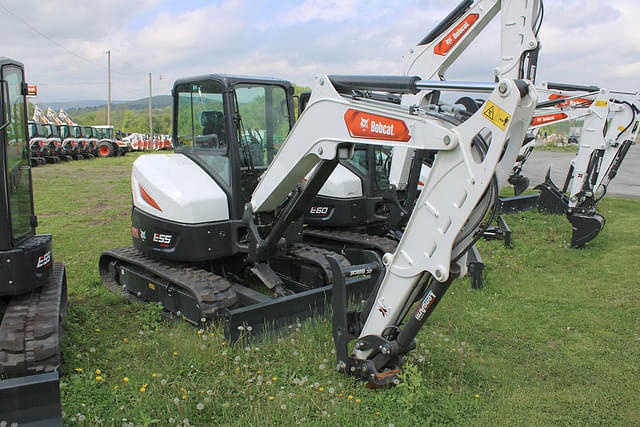 Image of Bobcat E55 equipment image 2