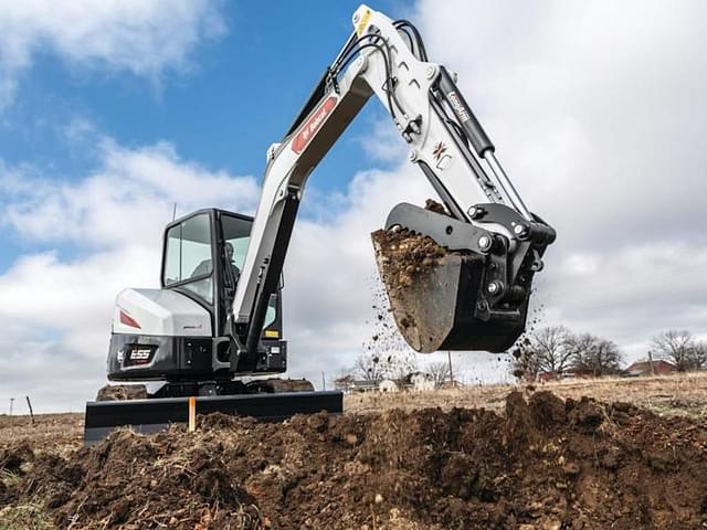 Image of Bobcat E55 equipment image 4