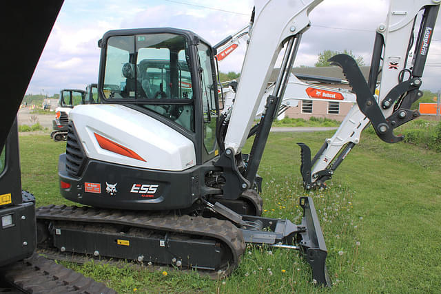 Image of Bobcat E55 equipment image 3