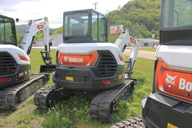 Image of Bobcat E55 equipment image 1