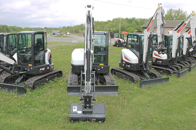 Image of Bobcat E60 equipment image 1