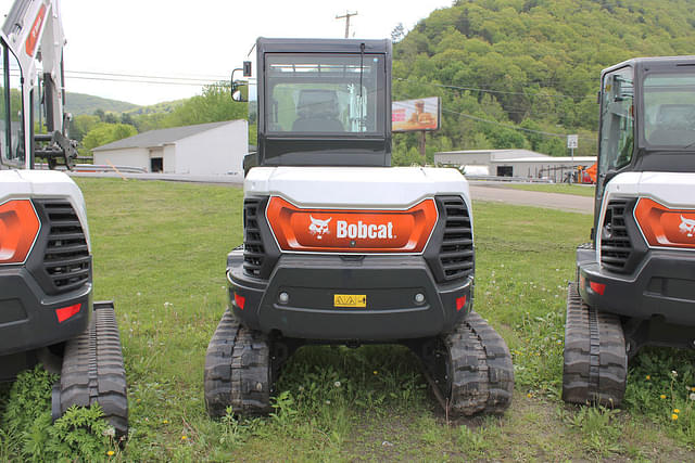 Image of Bobcat E60 equipment image 4