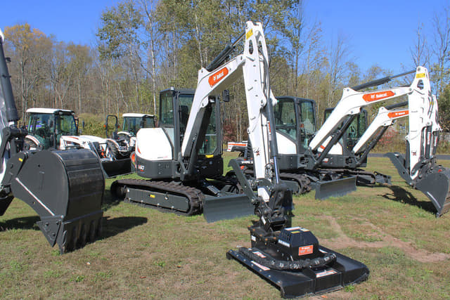 Image of Bobcat E60 equipment image 2