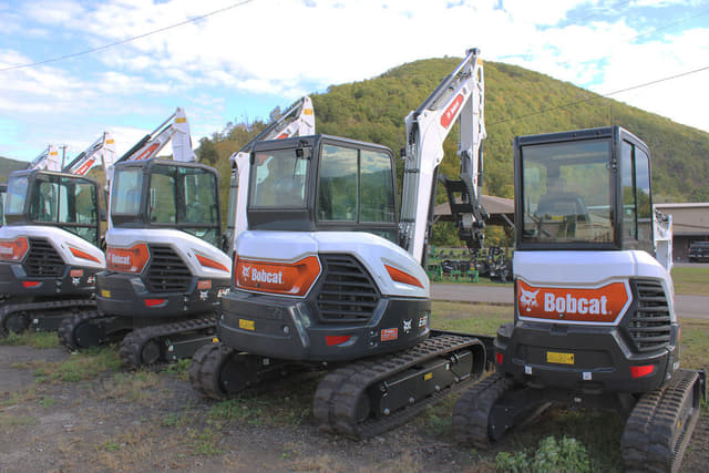 Image of Bobcat E60 equipment image 3