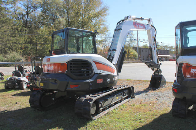 Image of Bobcat E88 equipment image 4