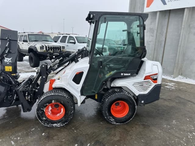 Image of Bobcat L28 equipment image 1