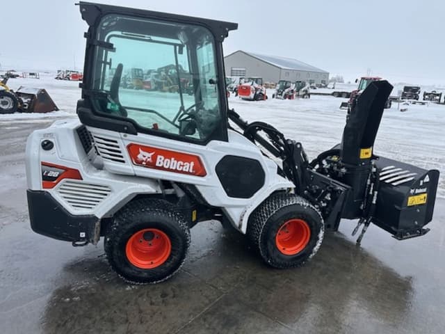 Image of Bobcat L28 equipment image 2