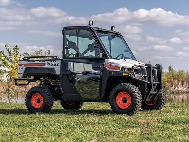 Image of Bobcat UV34 equipment image 4