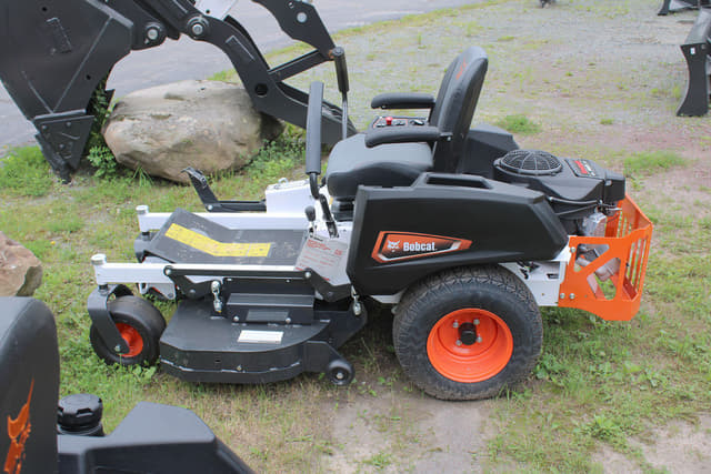 Image of Bobcat ZT2000 equipment image 3
