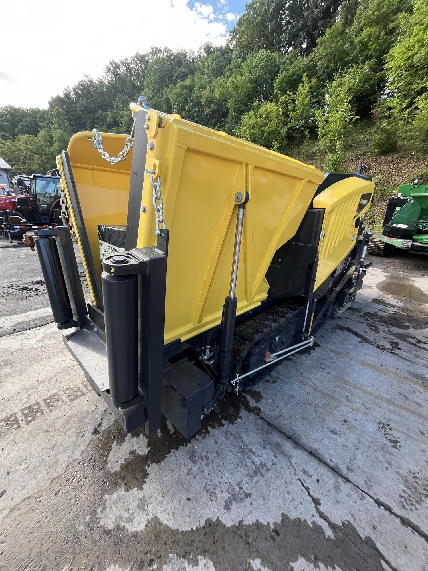 2025 Bomag BF200C-2 Equipment Image0