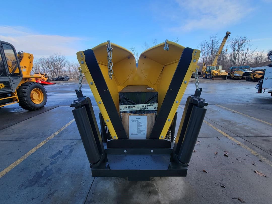 Image of Bomag BF200C-2 Image 1