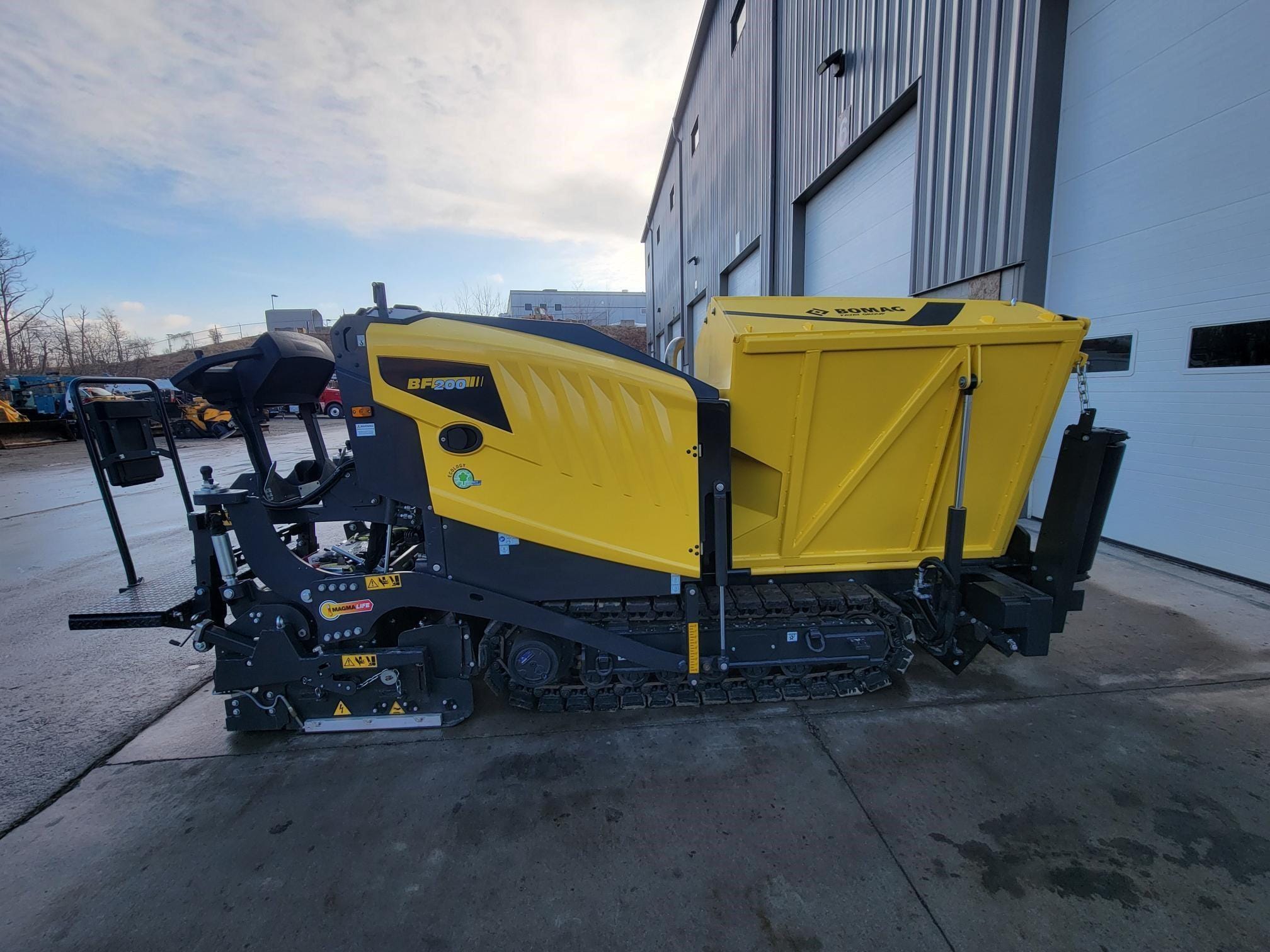2025 Bomag BF200C-2 Equipment Image0