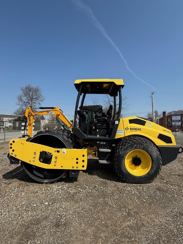 Image of Bomag BW177D-5 equipment image 2