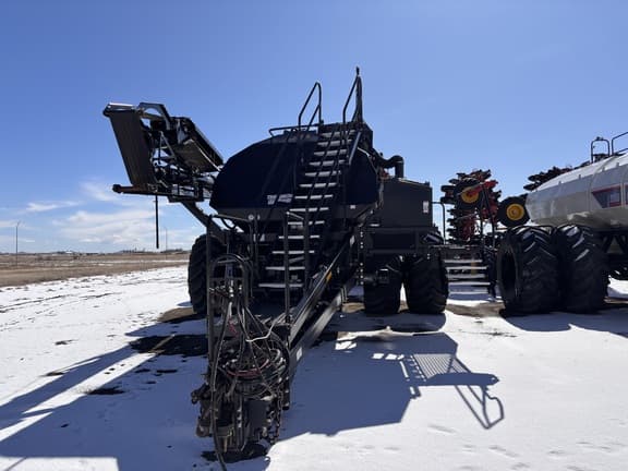 Image of Bourgault 3725 equipment image 2