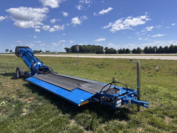 2025 Brandt GrainDeck Equipment Image0