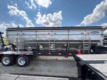 Main image Brehmer Fertilizer Tender