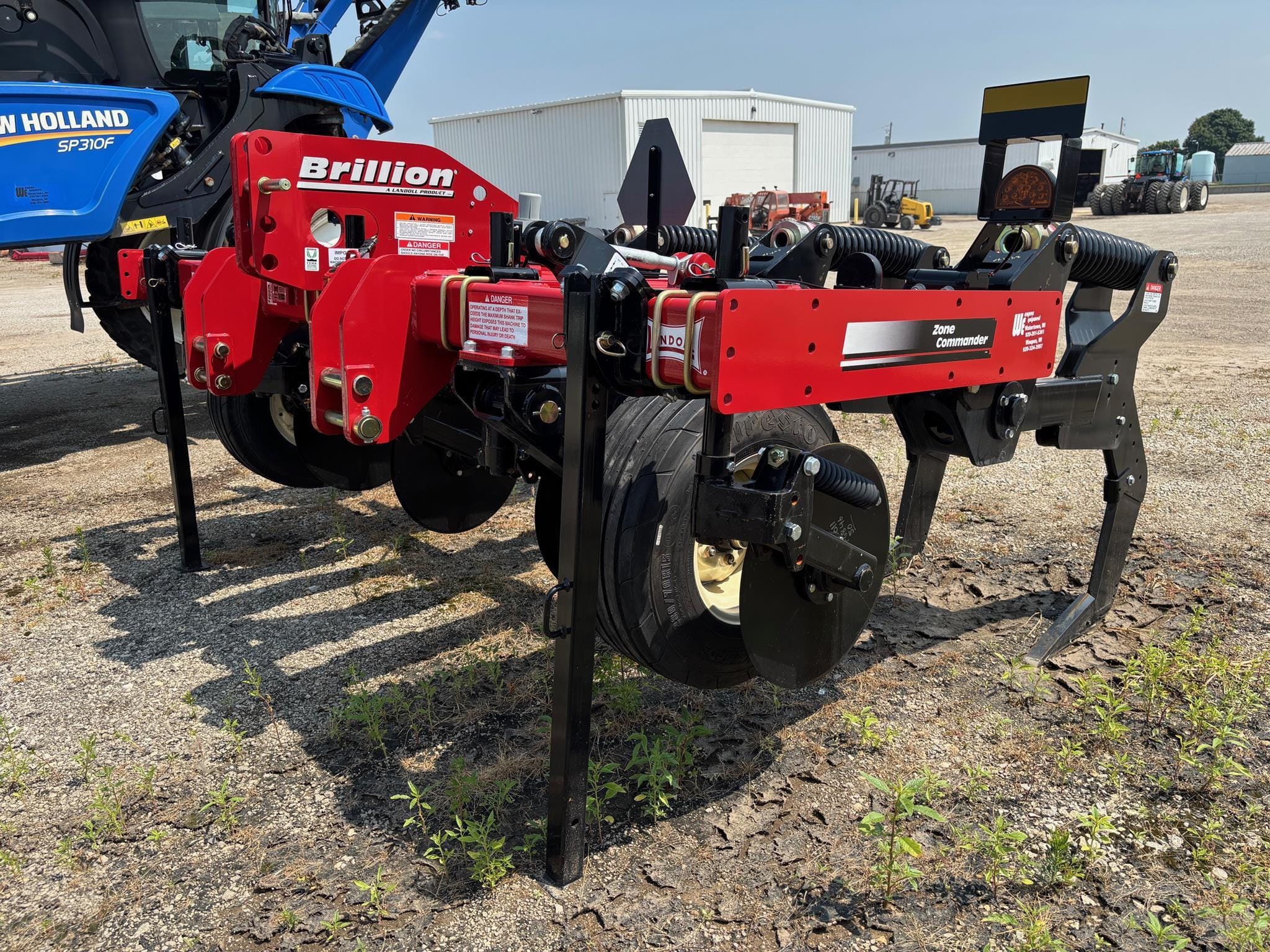 2025 Brillion Zone Commander 2512 Equipment Image0