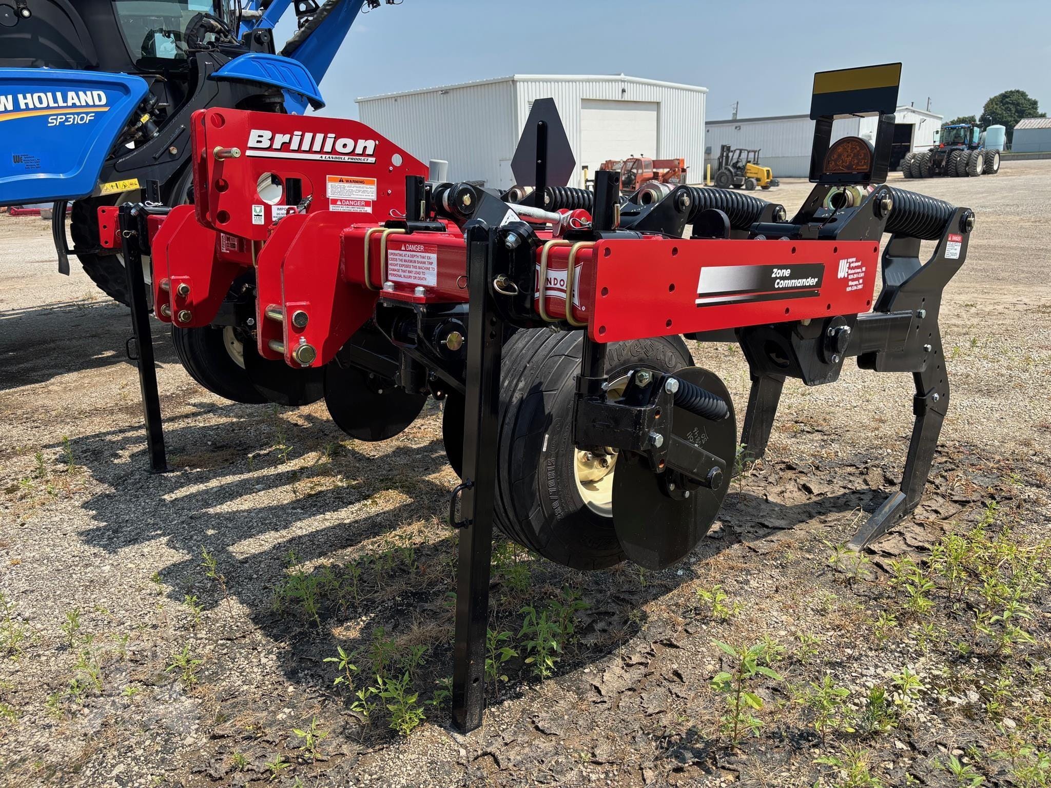 2025 Brillion Zone Commander 2512 Equipment Image0