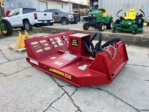 2025 Brown 826 Equipment Image0
