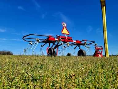 Hay - Rakes/Tedders