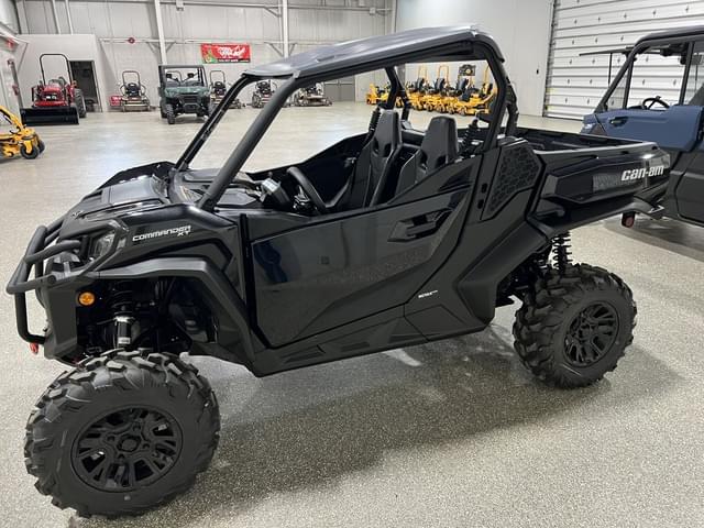 Image of Can-Am Commander 1000R XT equipment image 1