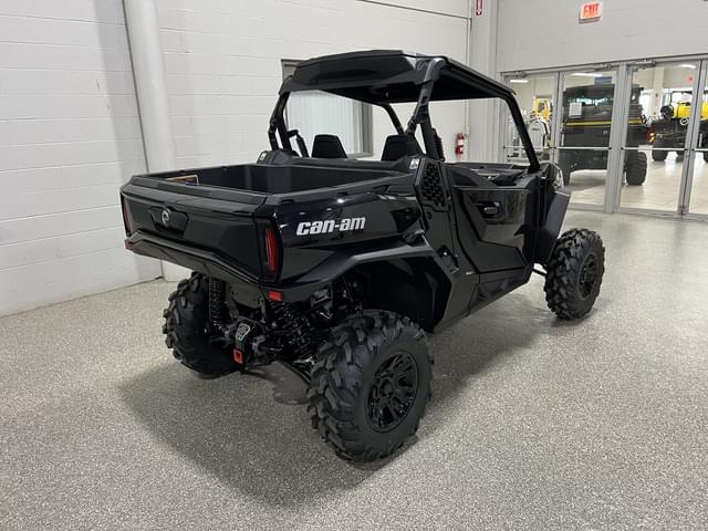 Image of Can-Am Commander 1000R XT equipment image 4