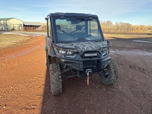 Image of Can-Am Defender Limited HD10 equipment image 2