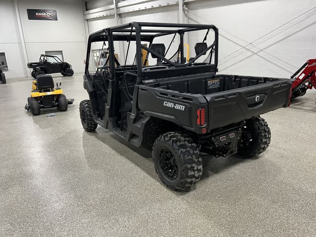 Image of Can-Am Defender MAX DPS HD7 equipment image 2
