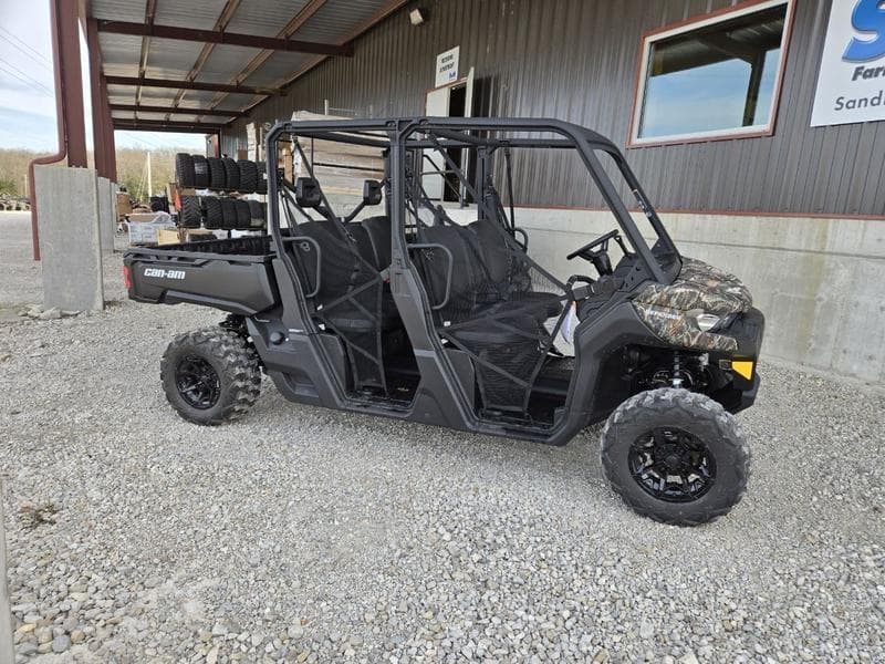 Image of Can-Am Defender XT HD11 Primary image