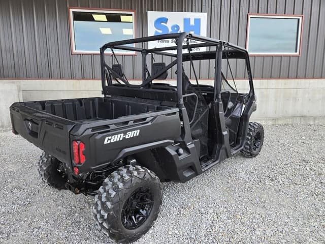 Image of Can-Am Defender XT HD11 equipment image 1