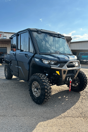 Image of Can-Am Defender Max Limited Image 0