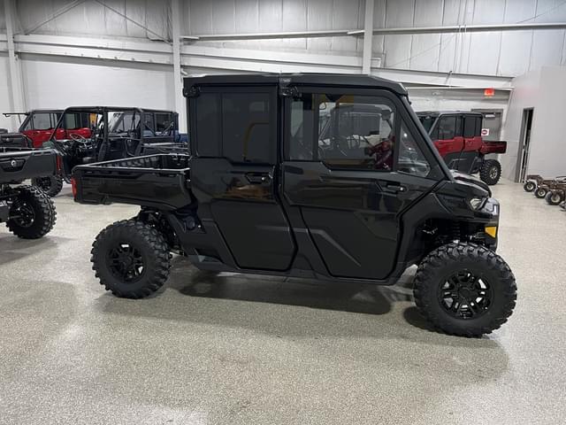 Image of Can-Am Defender MAX Lone Star HD10 equipment image 1