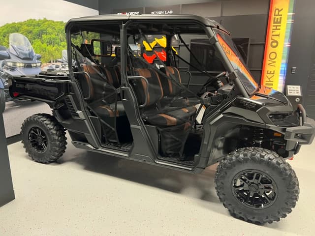 Image of Can-Am Defender MAX Lone Star HD11 equipment image 1