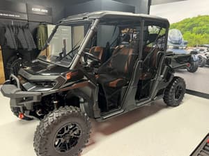 2025 Can-Am Defender MAX Lone Star HD11 Image