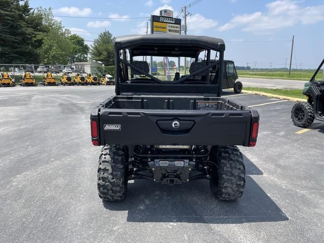 Image of Can-Am Defender Max XT HD9 equipment image 4
