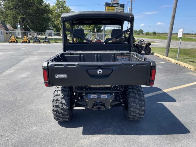 Image of Can-Am Defender XT HD9 equipment image 4