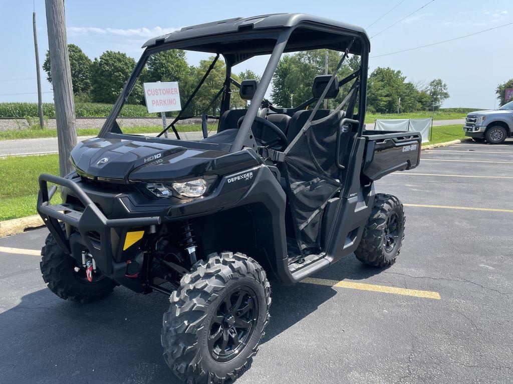 Image of Can-Am Defender XT HD10 Primary image