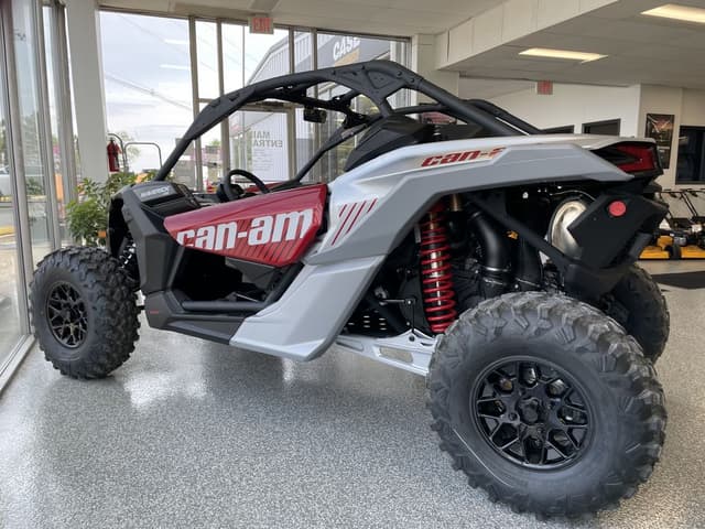 Image of Can-Am Maverick X3 DS Turbo equipment image 3
