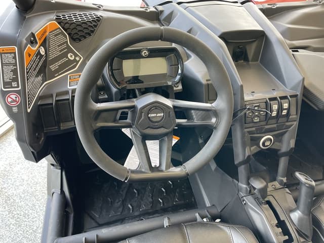 Image of Can-Am Maverick X3 DS Turbo equipment image 4