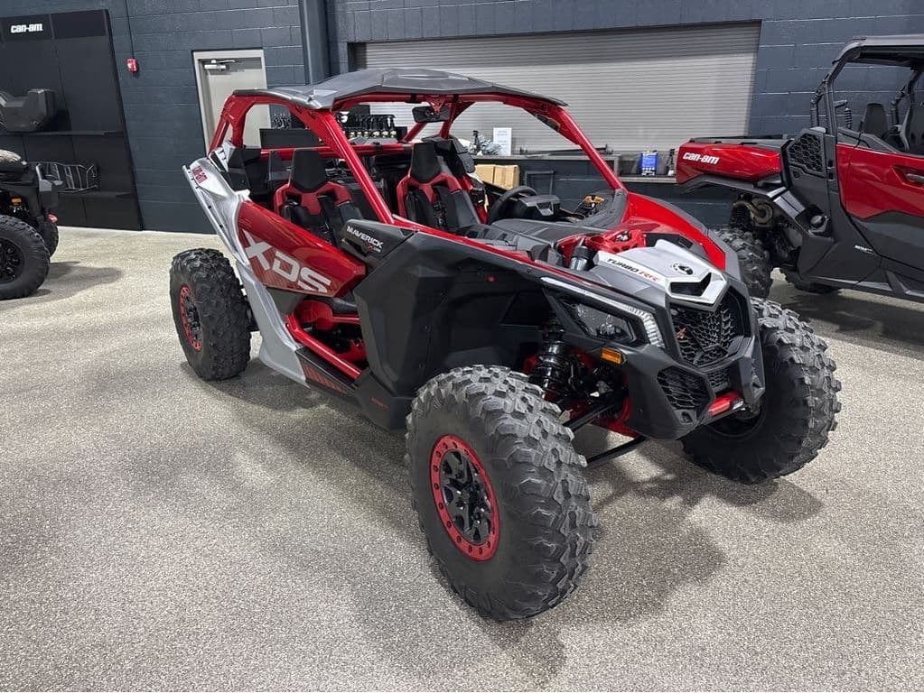 Image of Can-Am Maverick X3 X DS Turbo Primary image