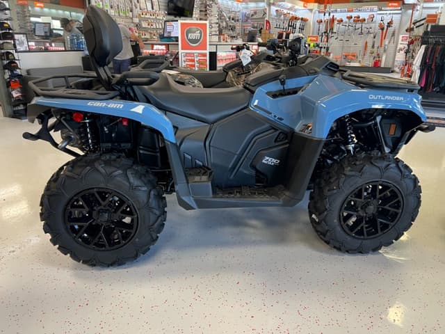 Image of Can-Am Outlander XT 700 equipment image 1