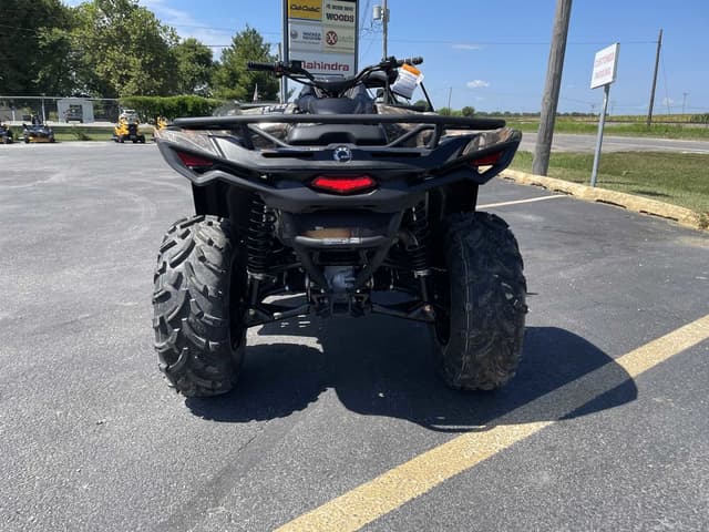 Image of Can-Am Outlander DPS 500 equipment image 4