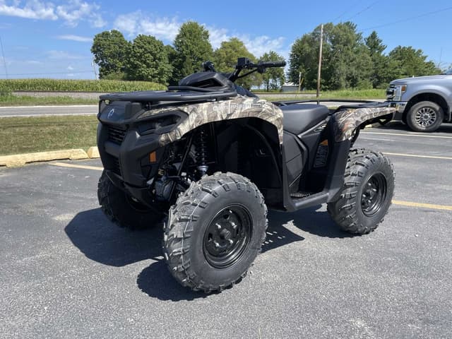 Image of Can-Am Outlander DPS 500 equipment image 1