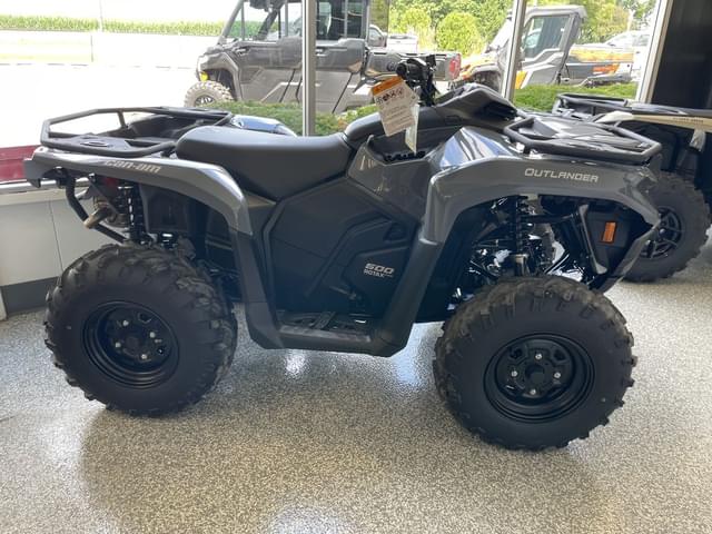 Image of Can-Am Outlander DPS 500 equipment image 1